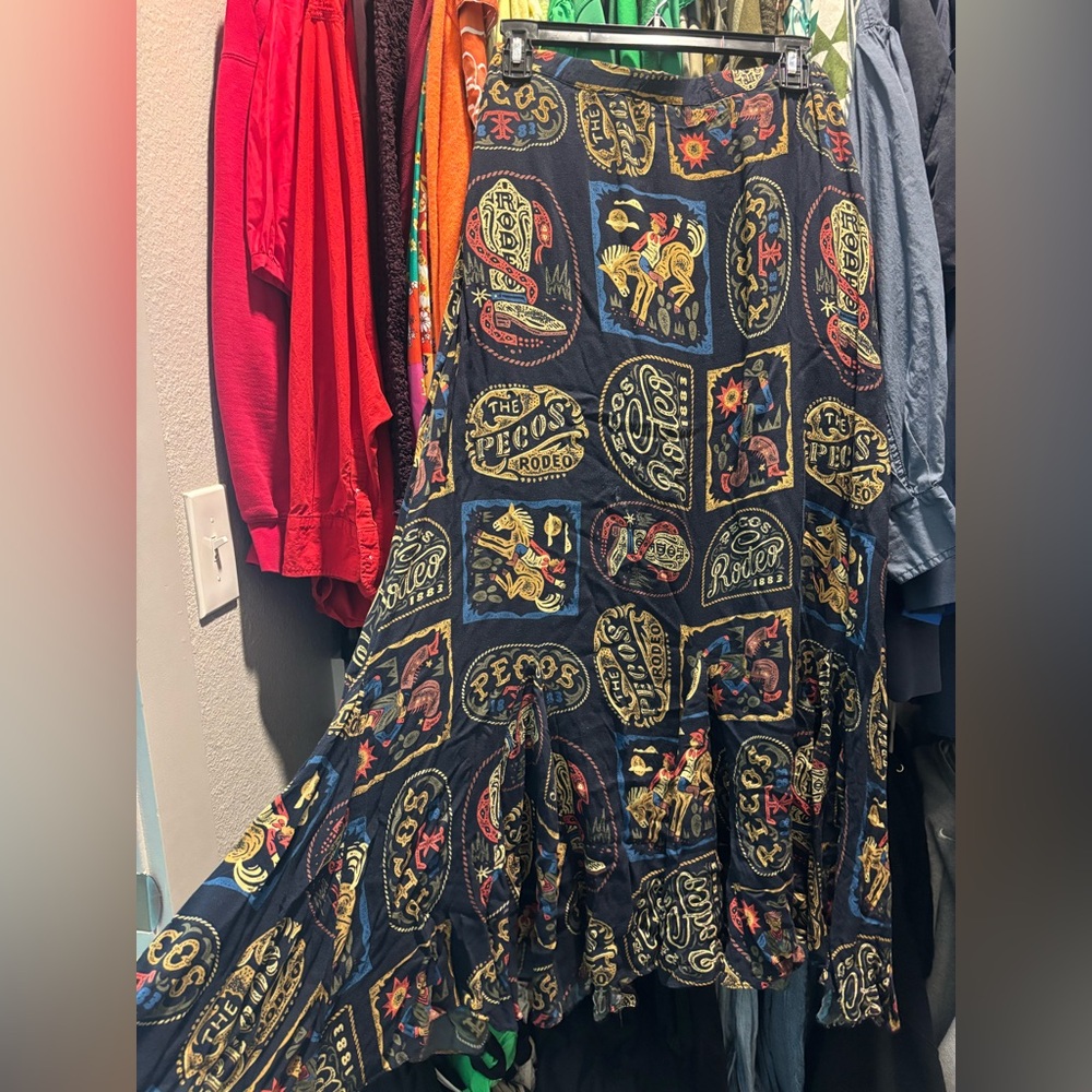 double d ranch pesos rodeo navy blue maxi skirt Medium